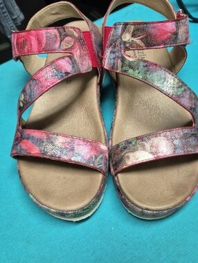 Patrizia sandals